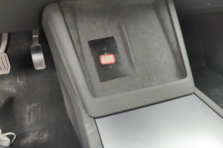 Used Tesla Model 3 2025 Rear-Wheel-Drive Version