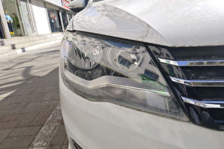 Used Volkswagen Bora 2014 1.6L Manual Comfort Model
