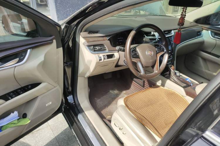 Used Cadillac XTS 2013 28T Tech Model
