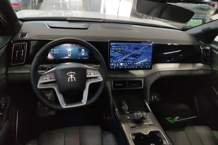 Used BYD Song L DM-i 2025 Intelligent Driving Version 112 km Leading Trim