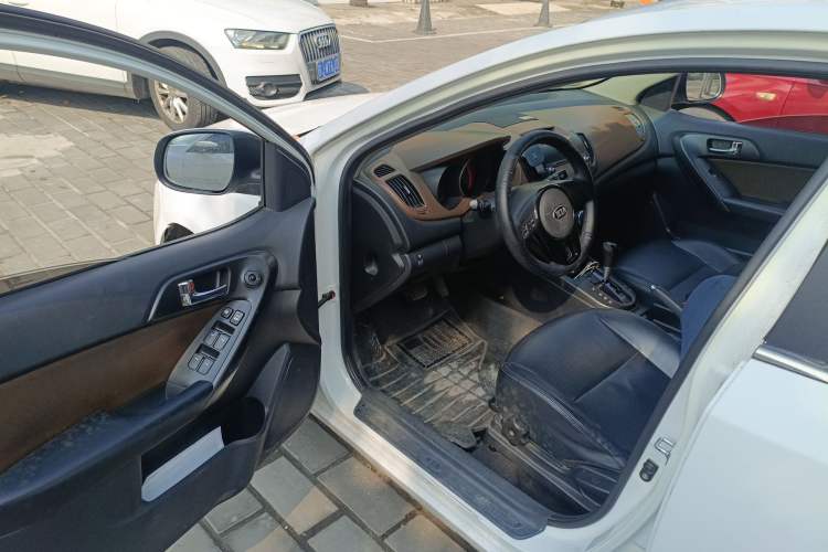 Used Kia Forte 2012 1.6L AT Premium Commemorative Edition