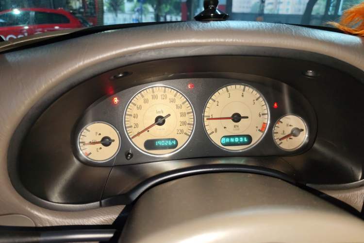 Used Chrysler Grand Voyager 2007 3.3L Business Edition Instrument Cluster