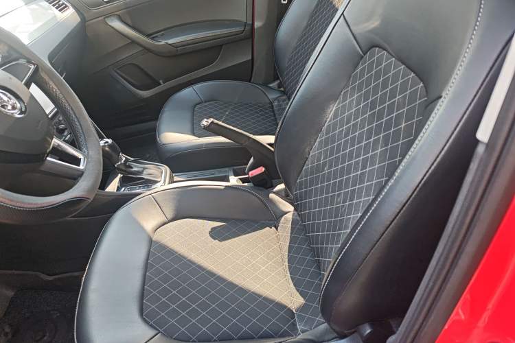 Used Skoda Rapid Spaceback 2018 1.6L Automatic Comfort Edition