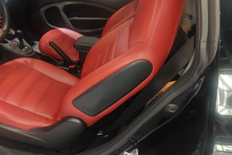 Used smart fortwo 2018 1.0L 52kW Hardtop Passion Edition China V Standard