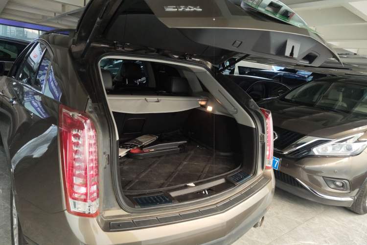 Used Cadillac SRX 2015 3.0L Comfort Version