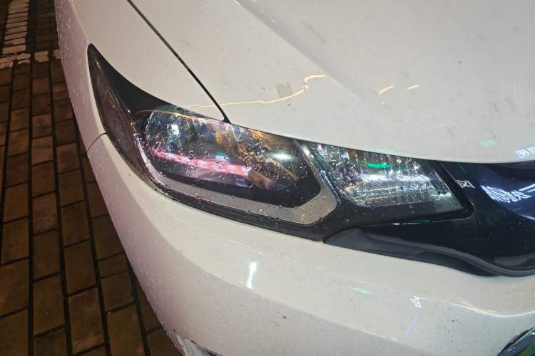 Used Honda Fit 2016 1.5L LX CVT Comfort Model Right Front Headlight