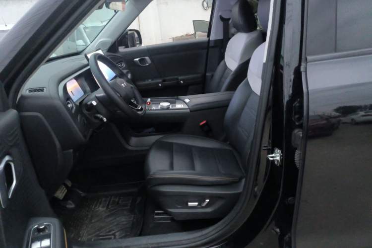 Used BAIC Off-Road BJ30 2024 1.5T Magic Electric Drive Advanced Version
