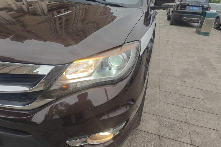 Used BYD S7 2015 2.0T Automatic Prestige Model Left Front Headlight