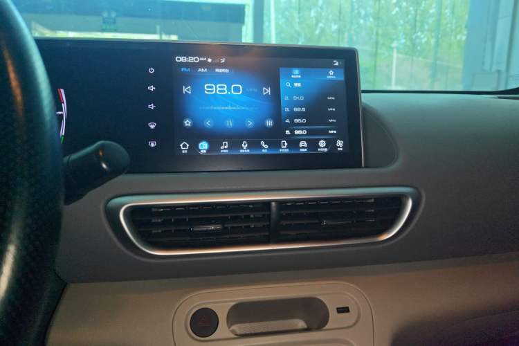 Used ORA White Cat 2020 360km Standard Version Audio And AC Panel