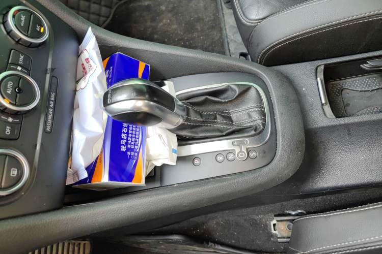 Used Volkswagen Golf 2013 2.0 TSI GTI Convertible Gear Lever