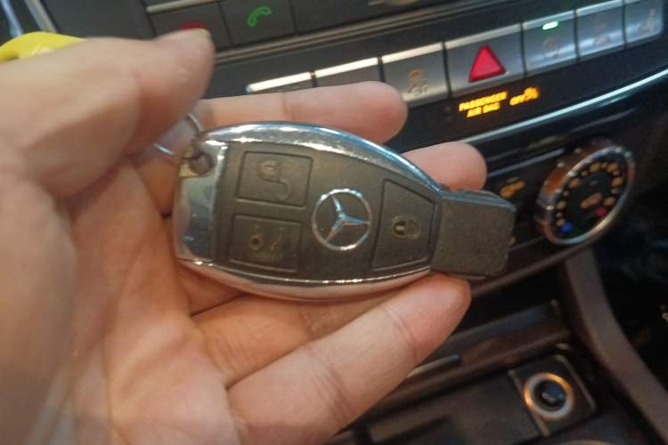 Used Mercedes-Benz GLE 2017 GLE 400 4MATIC Vehicle Key