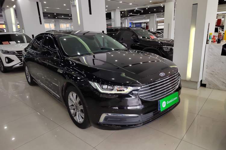 Used Ford Taurus 2019 EcoBoost 245 Comfort Edition Front Right 45 Deg