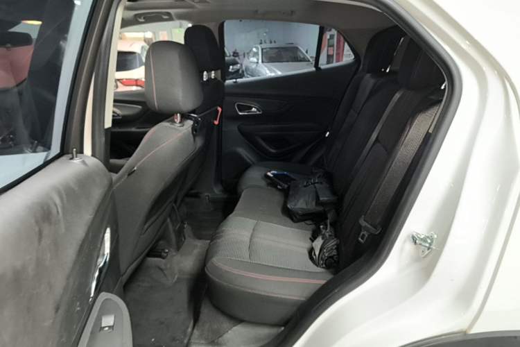 Used Buick Encore 2015 1.4T Automatic Two-Wheel Drive Urban Elite Version