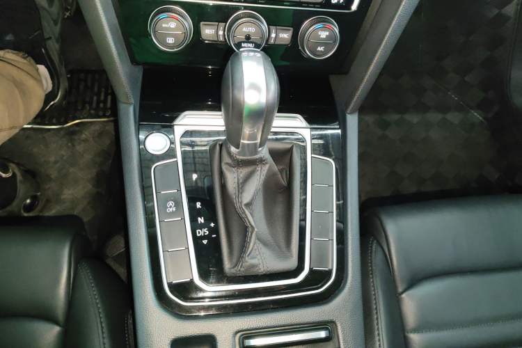 Used Volkswagen Magotan 2019 330TSI DSG Luxury Model China V Standard