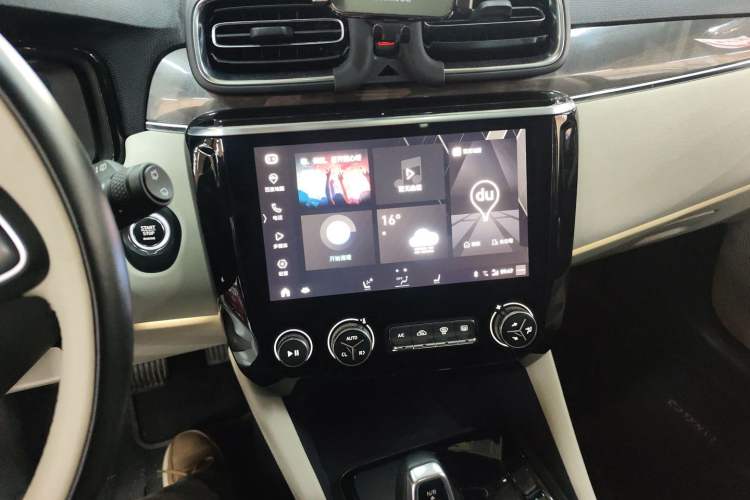 Used Lynk & Co 02 2021 2.0TD Automatic Two-Wheel Drive Zhaoshang Champion Edition Audio And AC Panel