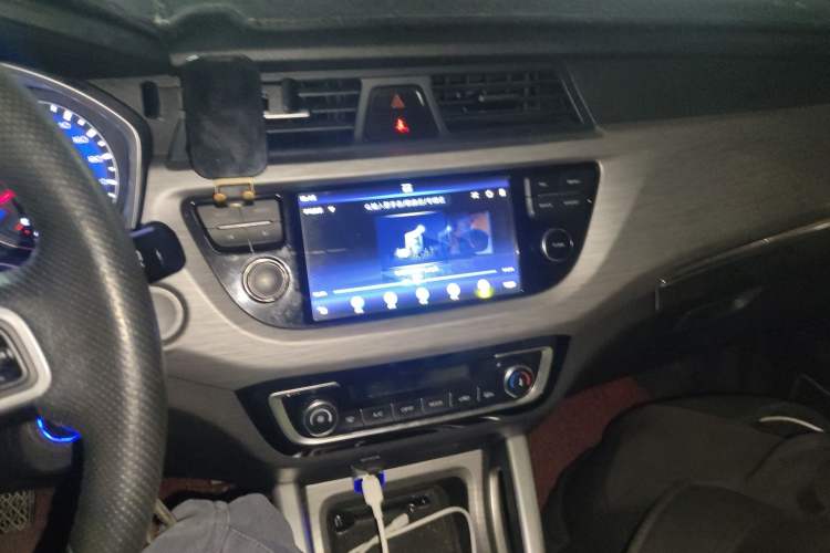 Used Geely Auto Vision X3 2017 1.5L Manual Luxury Model
