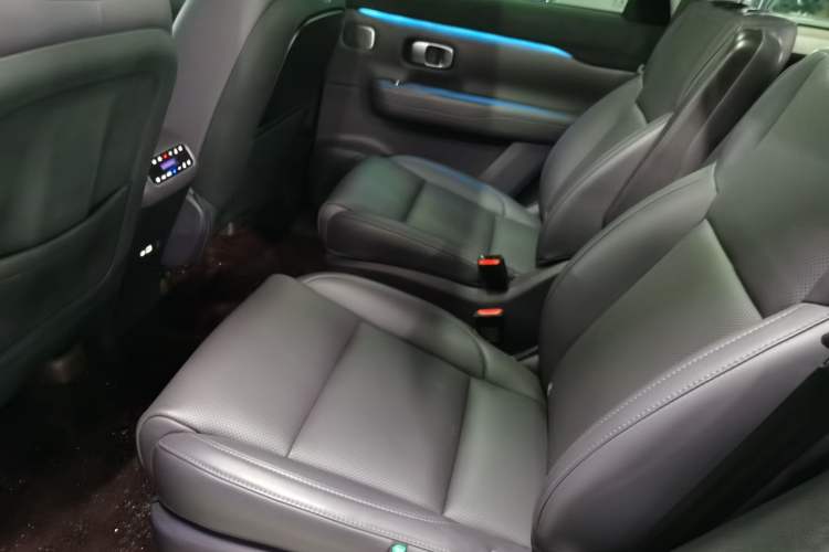 Used Leapmotor C16 2024 Range-Extended 200 Luxury Edition
