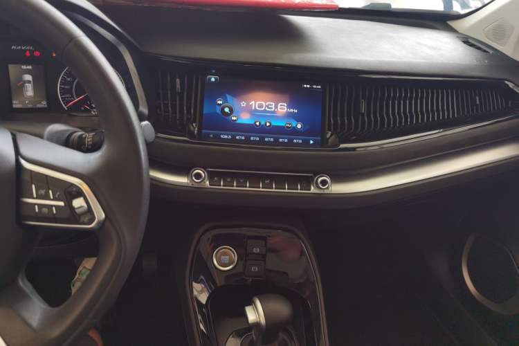 Used Haval H2s 2018 Blue Label 1.5T Dual-Clutch Fashion Edition