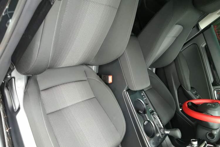 Used Honda Integra 2025 240TURBO CVT Tech Edition Right Front Seat