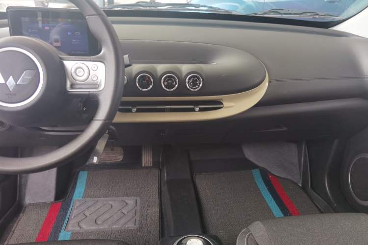 Used Wuling Bingo 2023 203km Light Edition
