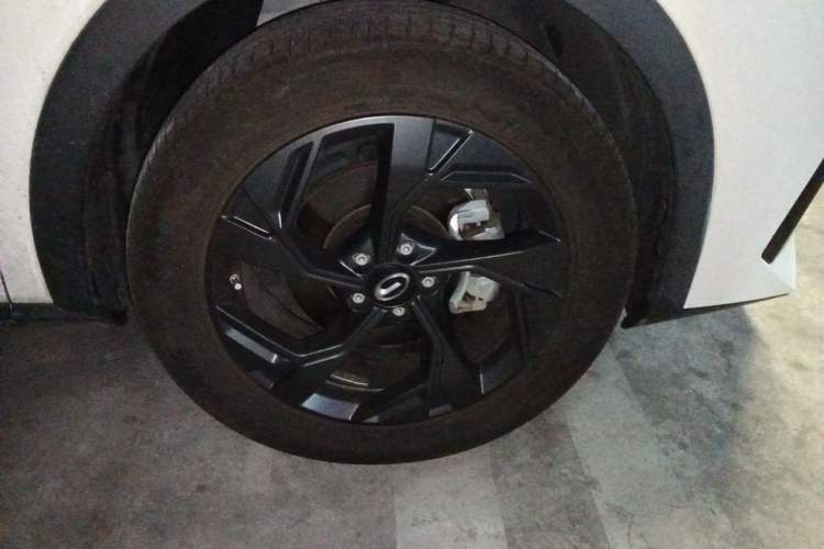 Used GAC Trumpchi GS3 2023 Shadow Speed 270T Enjoyment Edition Right Front Wheel Hub