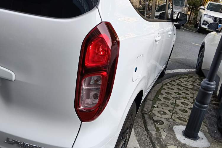 Used Wuling Hongguang New Energy 2025 Extended-Range Hybrid 50KM Comfort Version
