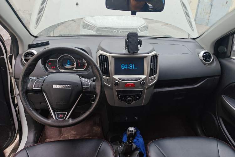 Used Haval H1 2017 Red-Label 1.5L Manual Comfort Model