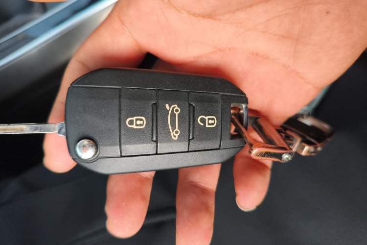 Used Peugeot 408 2014 1.8L Automatic Luxury Edition
