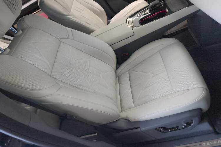 Used Zeekr 009 2024 7-Seater Aisle Version 108 kWh