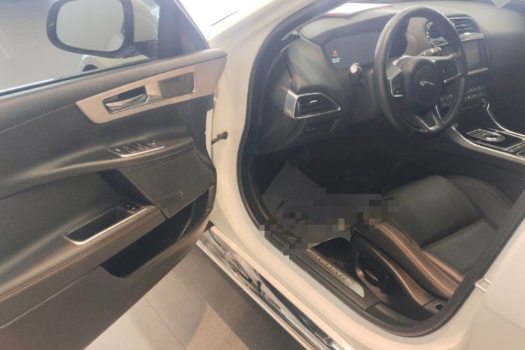 Used Jaguar XEL 2019 2.0T 200 PS Deluxe Edition