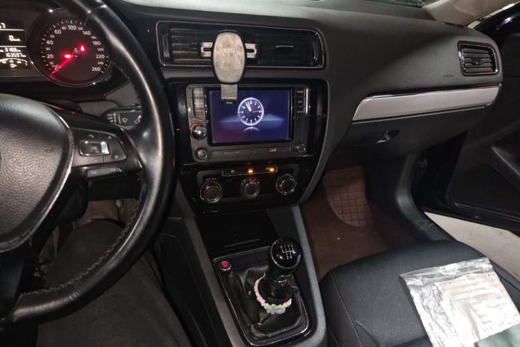 Used Volkswagen Sagitar 2018 1.6L Manual Comfort Model