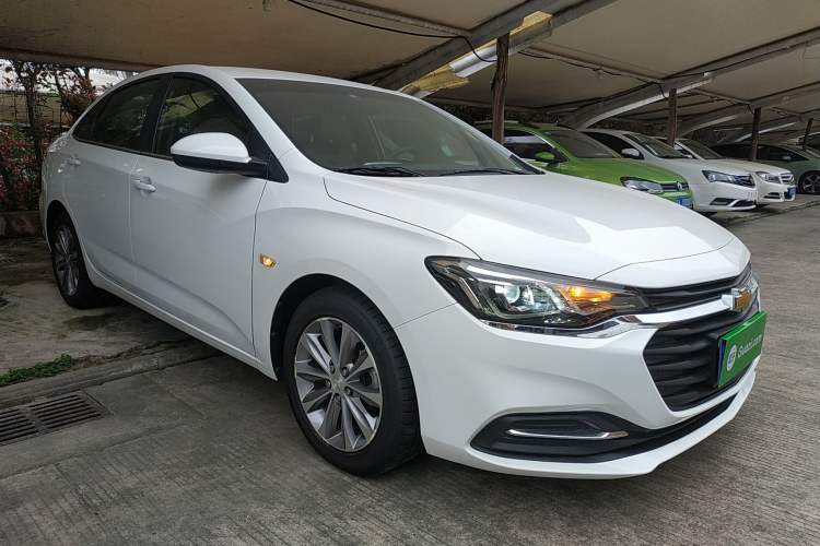 Used Chevrolet Monza 2020 320 Automatic Enjoyment Edition Front Right 45 Deg