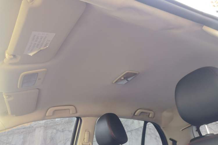 Used Haval H1 2015 1.5L AMT Luxury Model
