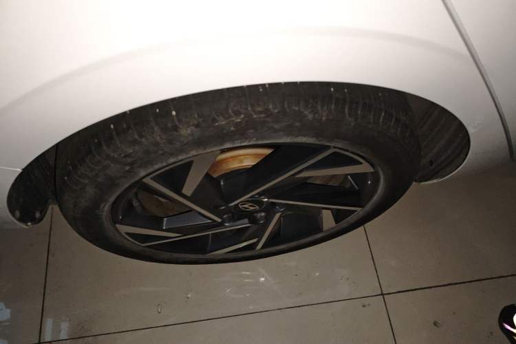 Used Hyundai Elantra 2023 1.5L CVT GLX Elite Edition Right Rear Wheel Hub