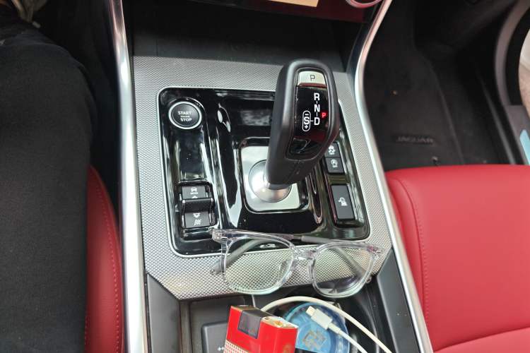 Used Jaguar XEL 2024 2.0T 250 PS R-DYNAMIC S Advanced Sport Edition
