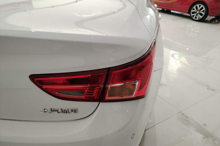 Used Buick Verano 2019 Sedan 15S Automatic Entry Model Exterior 3