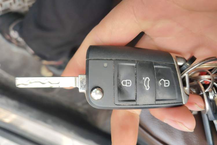 Used Volkswagen Lavida 2021 1.5L Automatic Vision Edition Vehicle Key