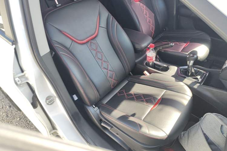 Used Soueast DX3 2016 1.5L Manual Luxury Model