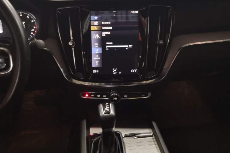 Used Volvo S60 2020 T4 Zhiyuan Luxury Edition
