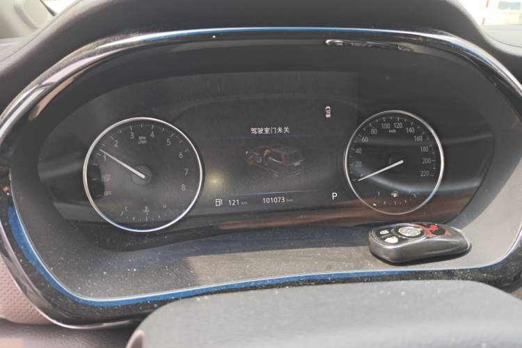 Used Buick GL8 2021 Land Cruiser Executive Class 652T Comfort Model
