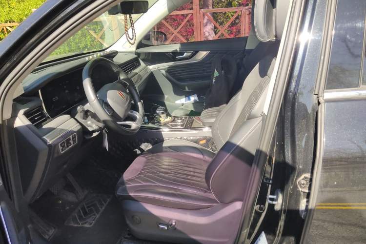 Used Hongqi HS5 2022 Revised Version 2.0T Smart Connect Flagship Edition