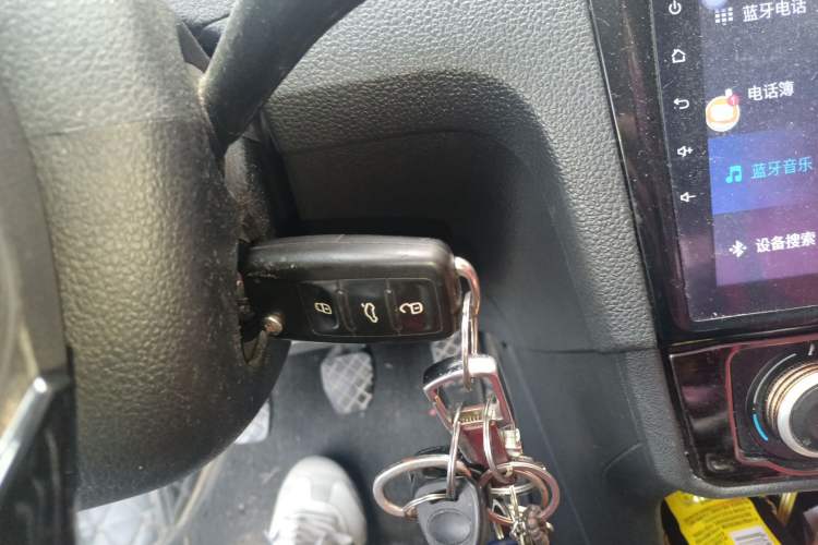 Used Volkswagen Santana 2016 1.4L Manual Fashion Edition Vehicle Key