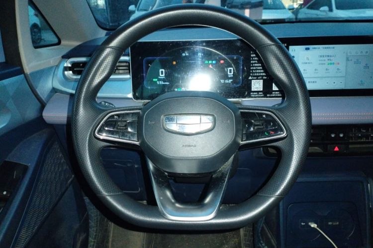 Used Geometry E Firefly 2023 320KM Cute & Handsome Tiger 5 Seats
