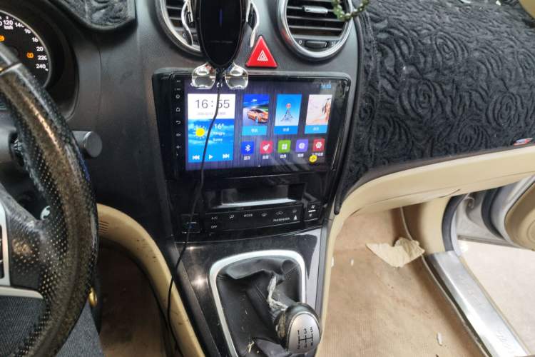 Used Haval H6 2011 2.0L Manual Two-Wheel Drive Elite Version