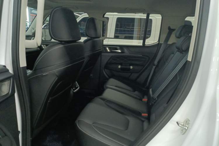 Used Tank 300 2025 2.4T Diesel Version Left Rear Seat