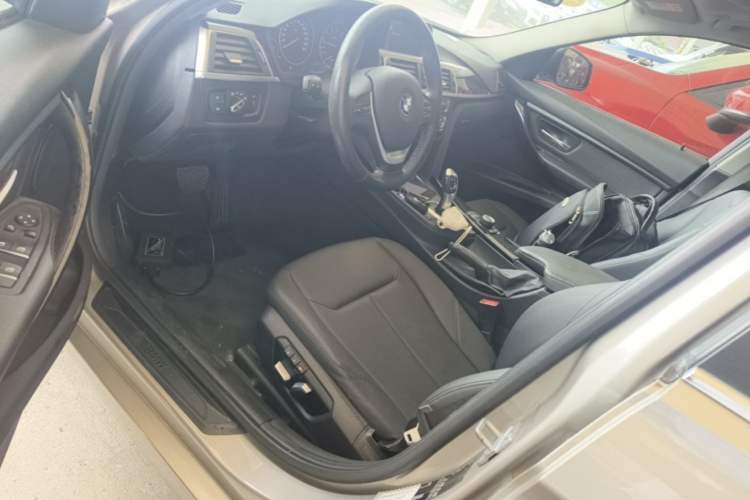 Used BMW 3 Series 2017 320Li Fashion Model
