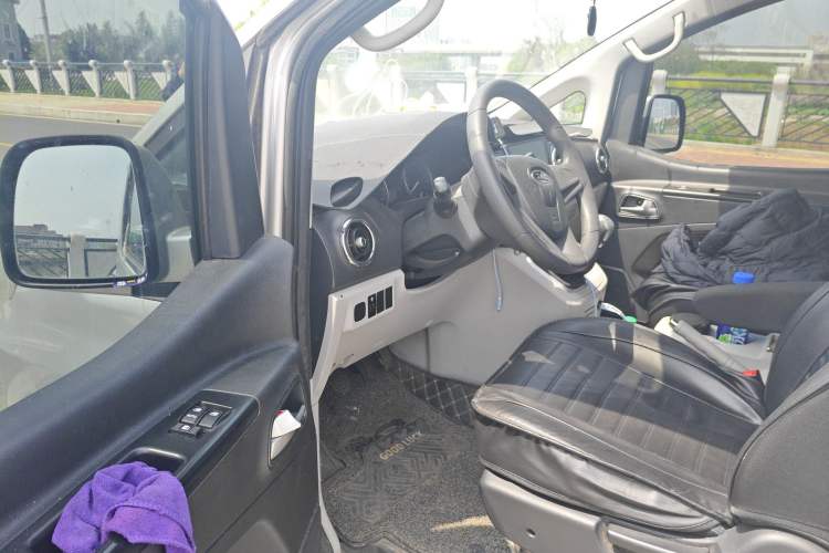 Used JAC Refine M3 2019 PLUS Creator Edition 1.8L Luxury Smart Model Driver Seat