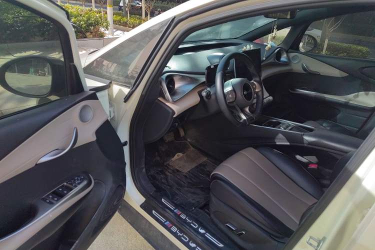 Used BYD Dolphin 2023 420 km Free Version