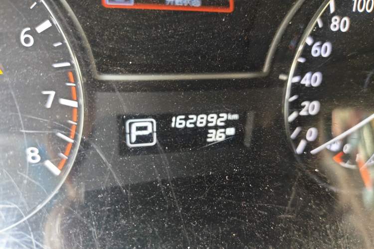 Used Nissan Teana 2013 2.0L XL Comfort Edition Odometer Close Up