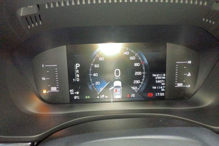 Used Volvo XC60 2021 T5 4x4 Smart Luxury Edition